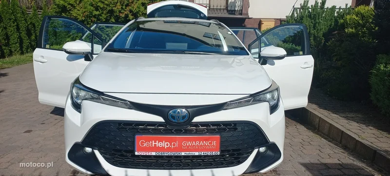 Toyota Corolla E210 3