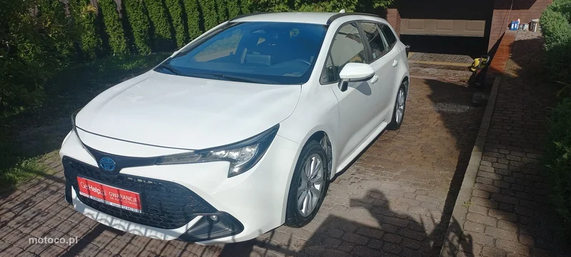 Toyota Corolla E210 22