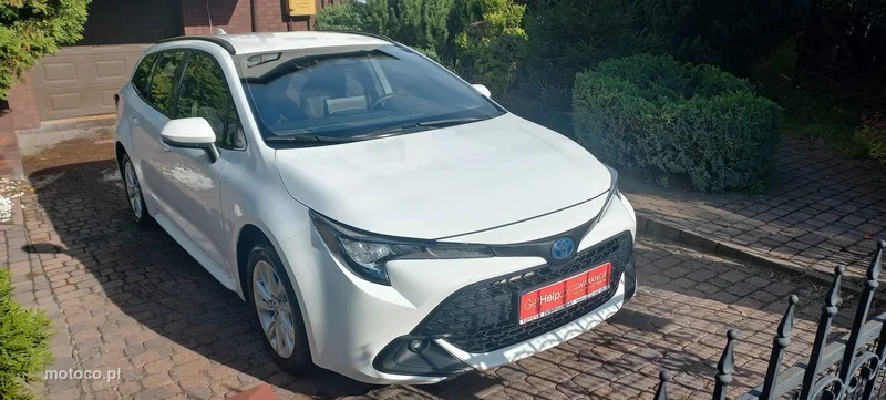 Toyota Corolla E210 23