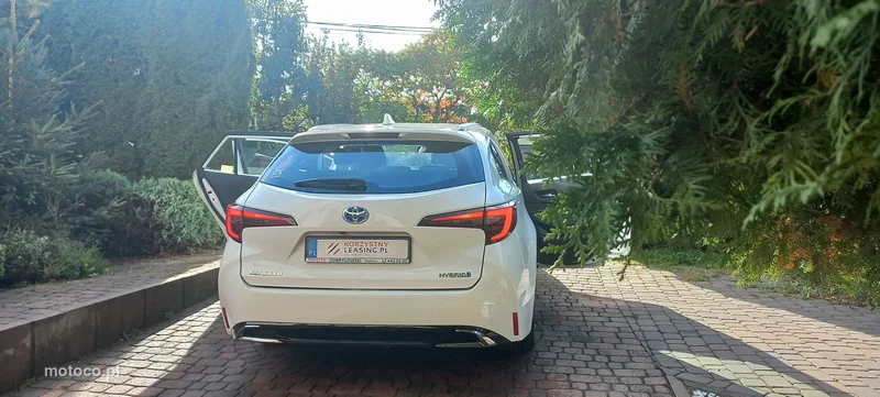 Toyota Corolla E210 30