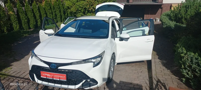 Toyota Corolla E210 35