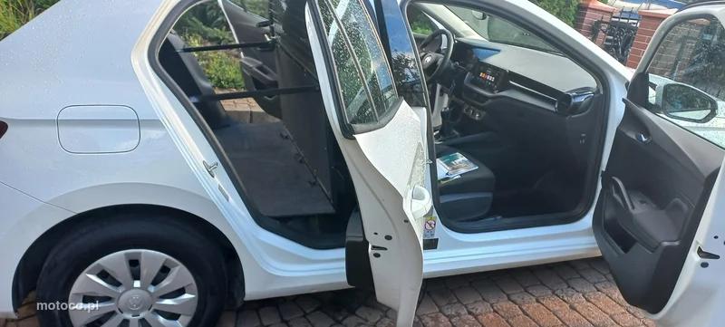 Skoda Fabia IV 13