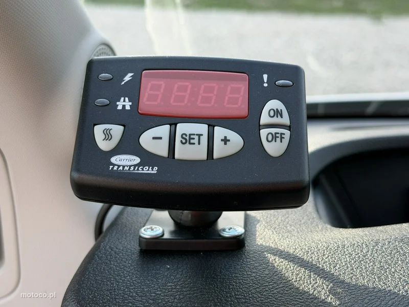 Ford Transit 18