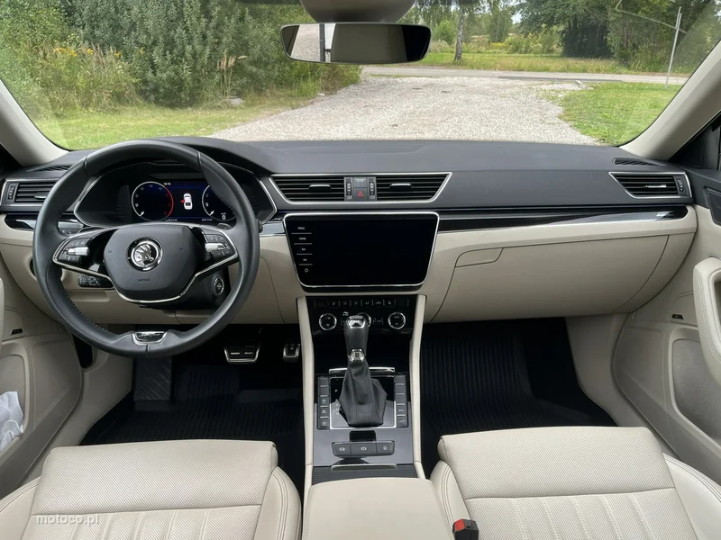 Skoda Superb III 12