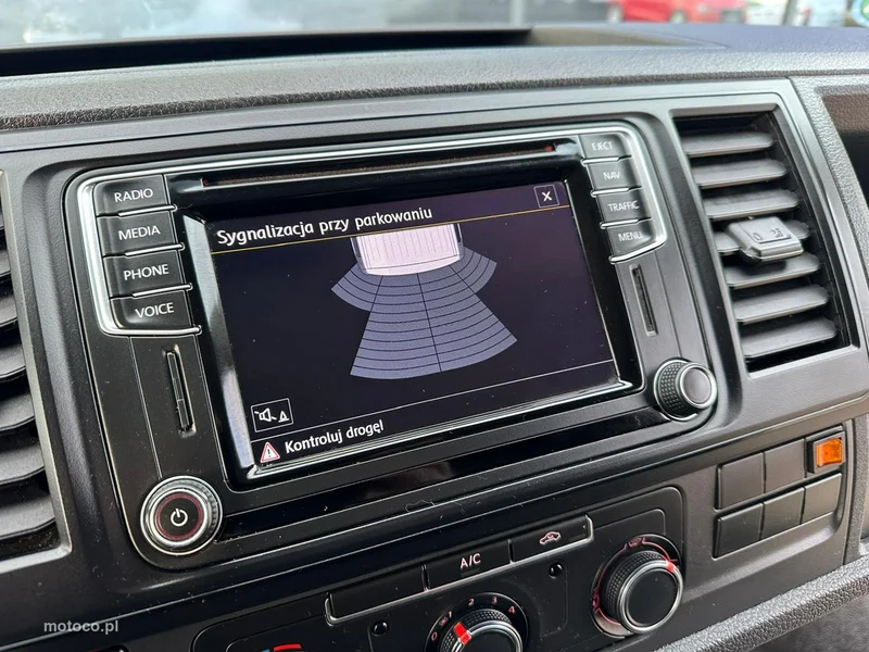 Volkswagen Transporter 18