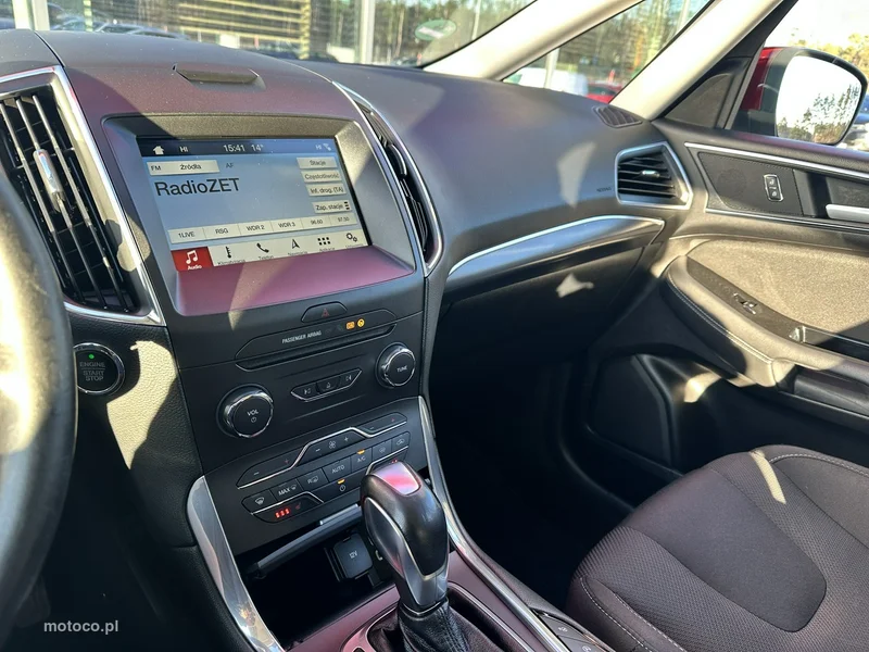 Ford S-Max II 19