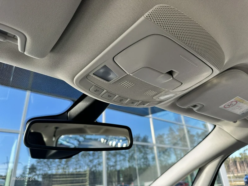 Ford S-Max II 24
