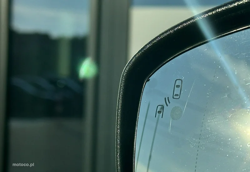 Ford S-Max II 28