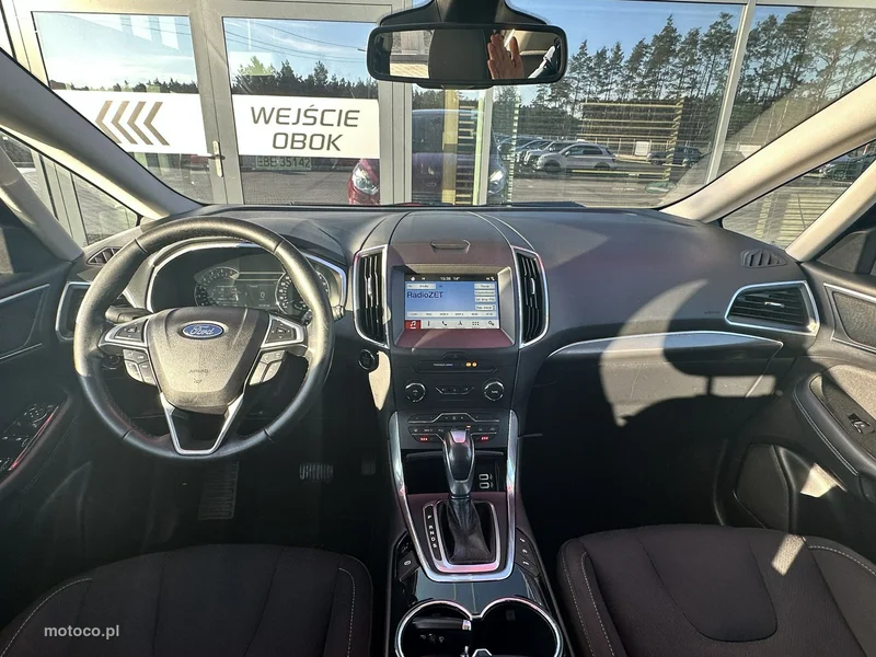 Ford S-Max II 8