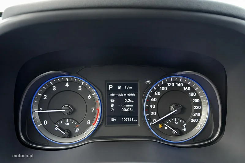Hyundai KONA 15