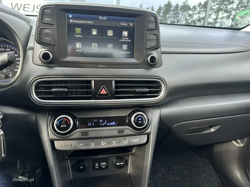 Hyundai KONA 19