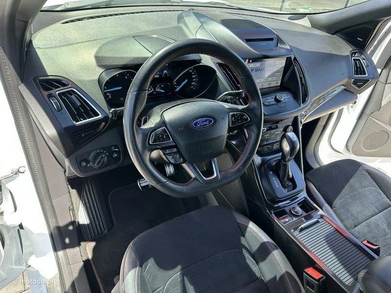 Ford Kuga II 11