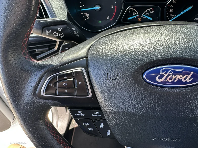Ford Kuga II 21