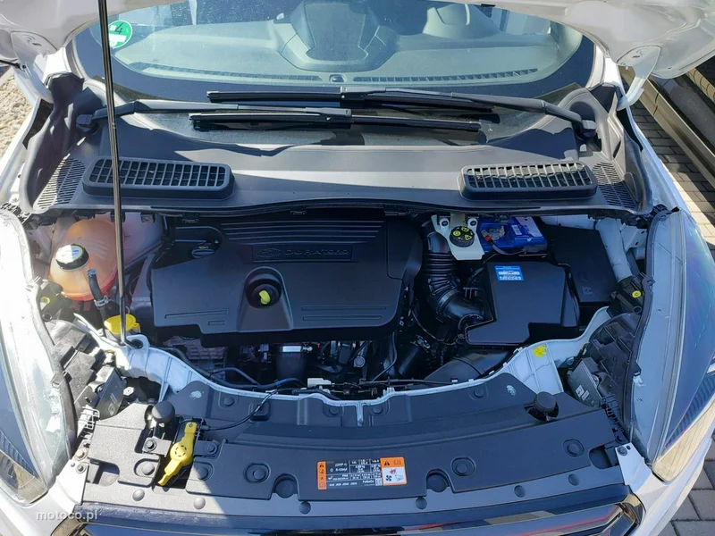 Ford Kuga II 32