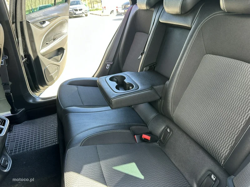Opel Insignia B 14