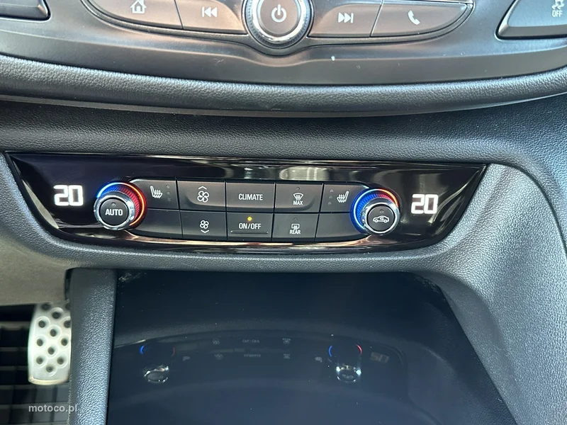 Opel Insignia B 26