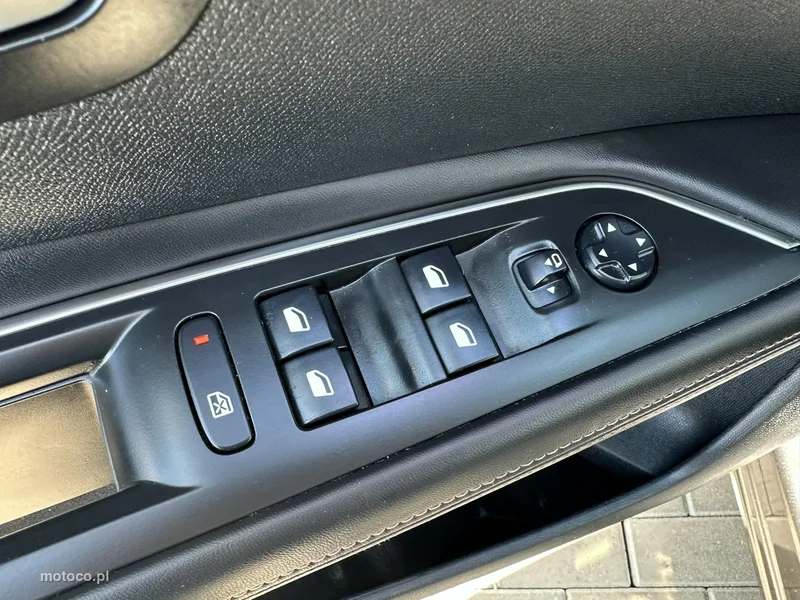 Peugeot 3008 16