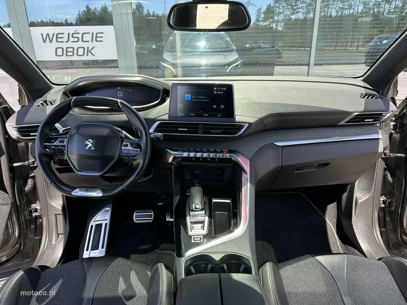 Peugeot 3008 8