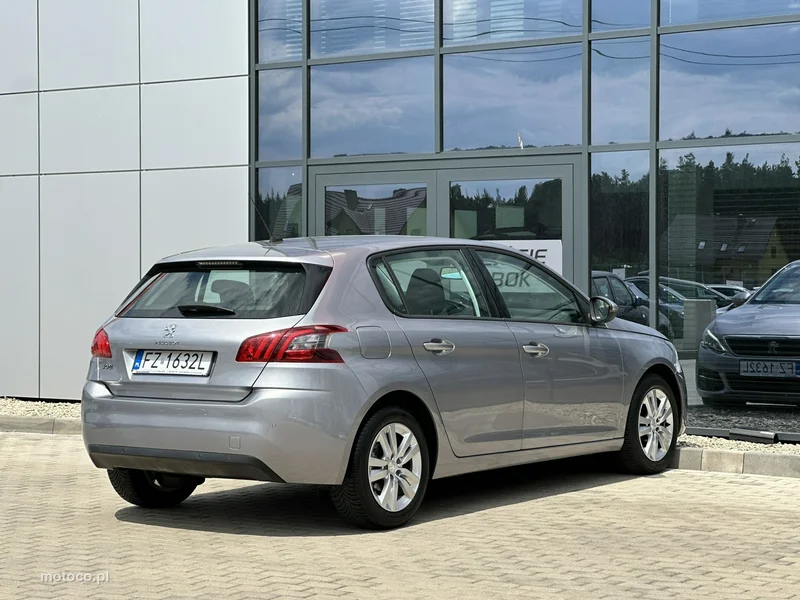 Peugeot 308 5