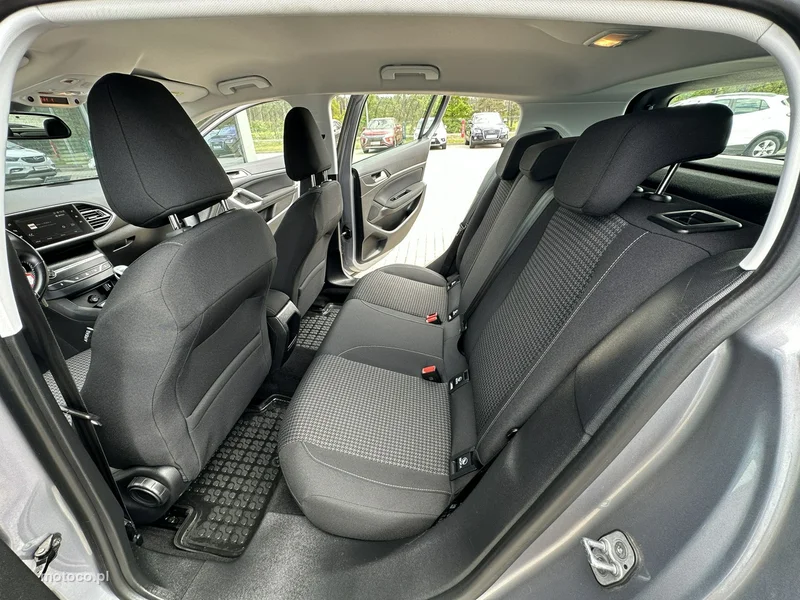 Peugeot 308 10