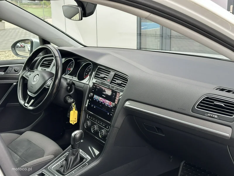Volkswagen Golf Alltrack 16