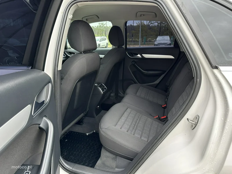Audi Q3 8U 13