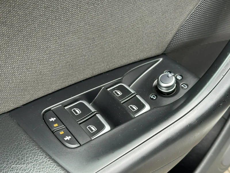Audi Q3 8U 28