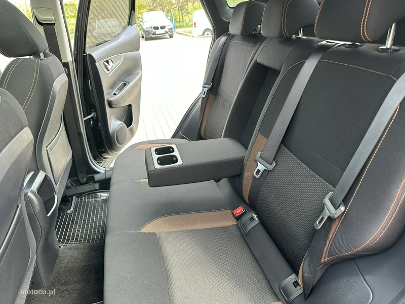 Nissan Qashqai 12