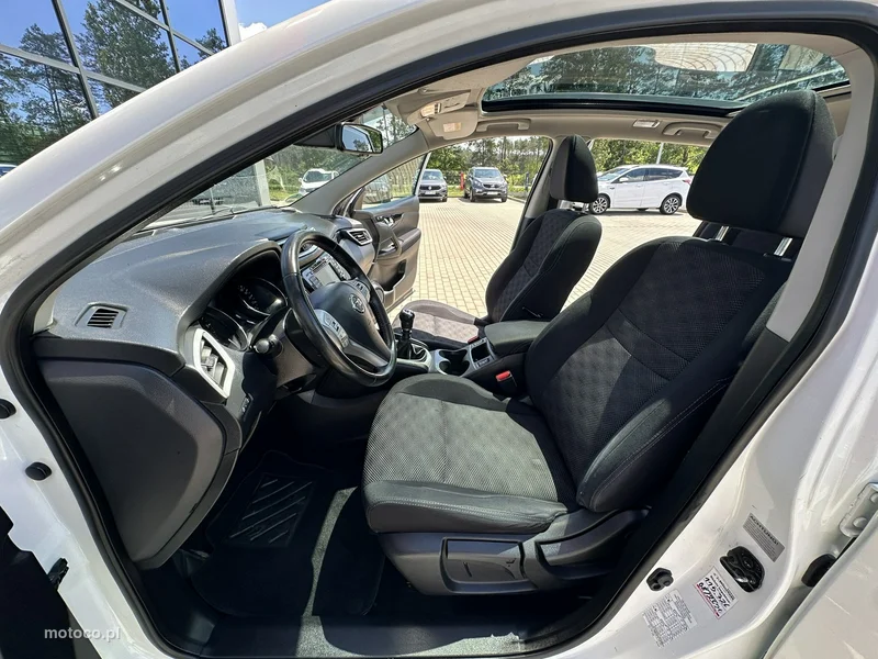 Nissan Qashqai 11