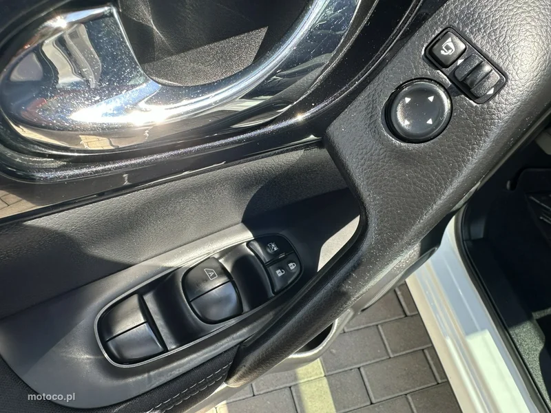 Nissan Qashqai 16