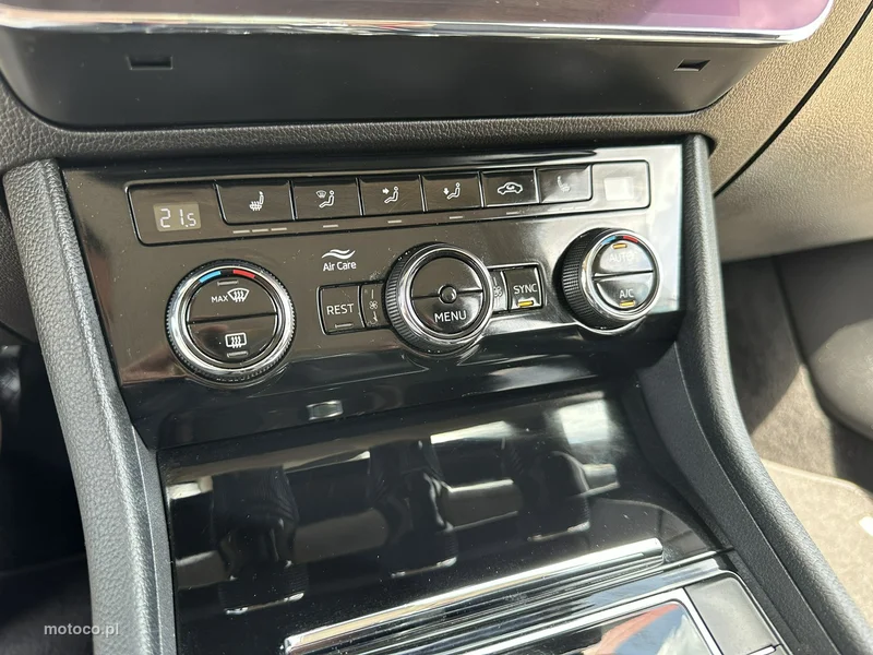 Skoda Superb III 23