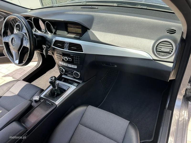 Mercedes-Benz Klasa C W204 C 180 14