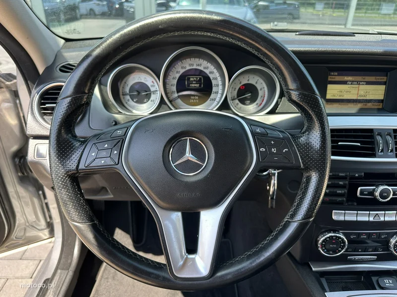 Mercedes-Benz Klasa C W204 C 180 18