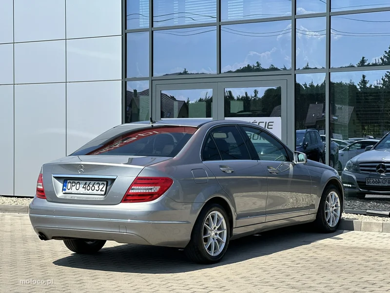 Mercedes-Benz Klasa C W204 C 180 7