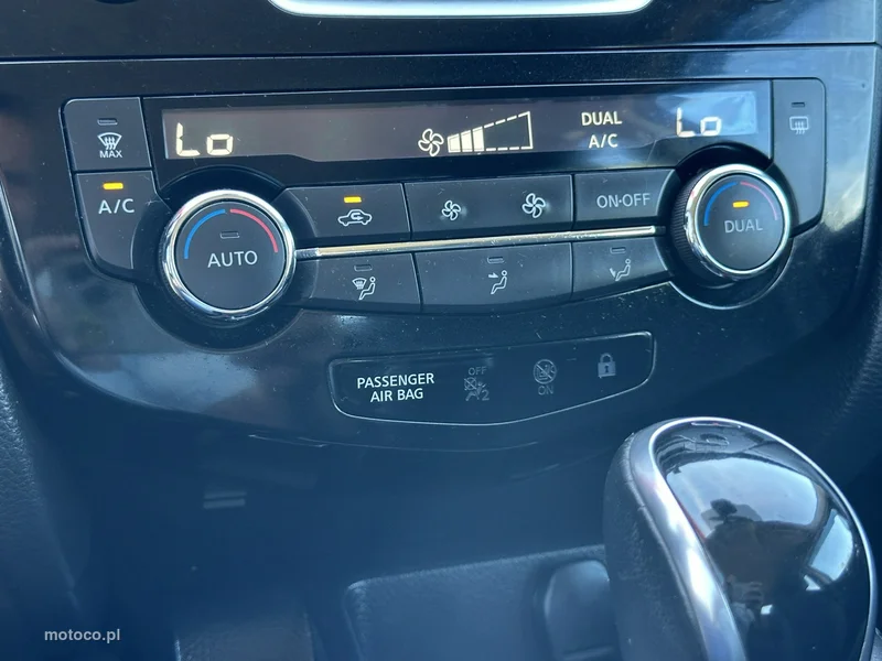 Nissan Qashqai 24