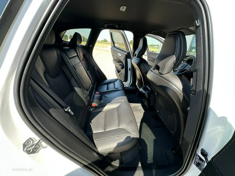 Volvo XC 60 13