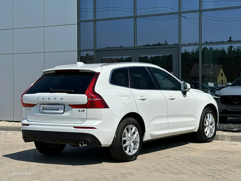 Volvo XC 60 8