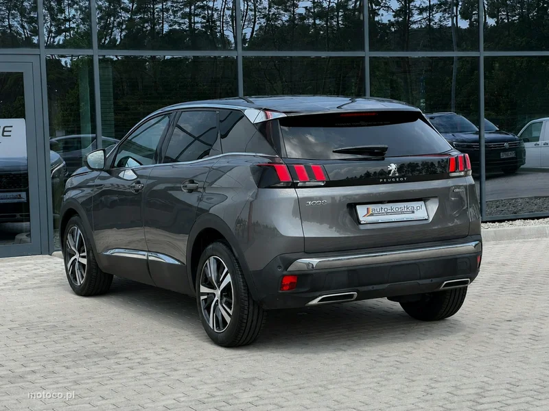 Peugeot 3008 8