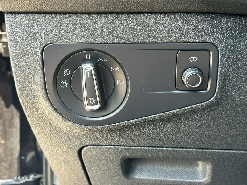 Volkswagen Tiguan AD 16