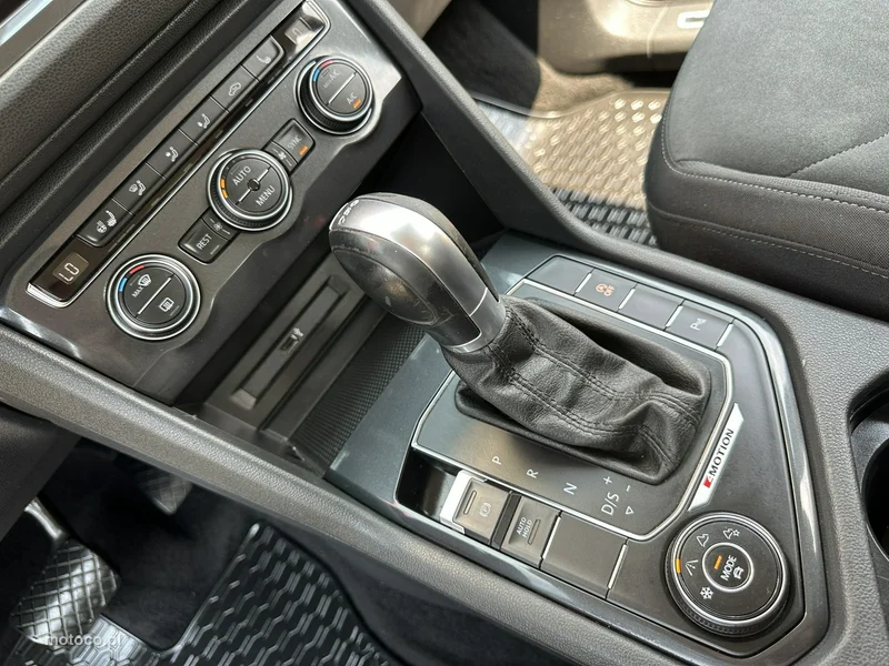 Volkswagen Tiguan AD 32