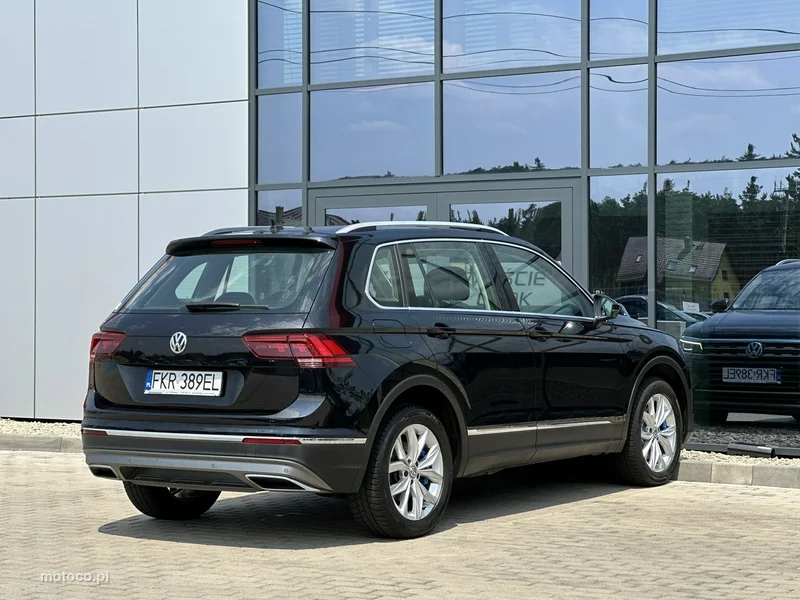 Volkswagen Tiguan AD 6