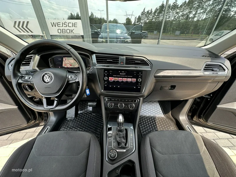 Volkswagen Tiguan AD 7