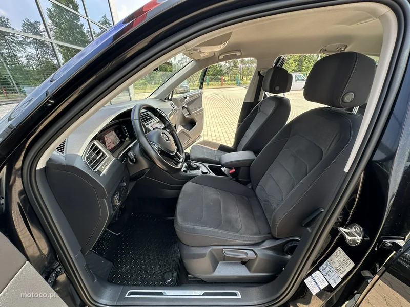 Volkswagen Tiguan AD 9
