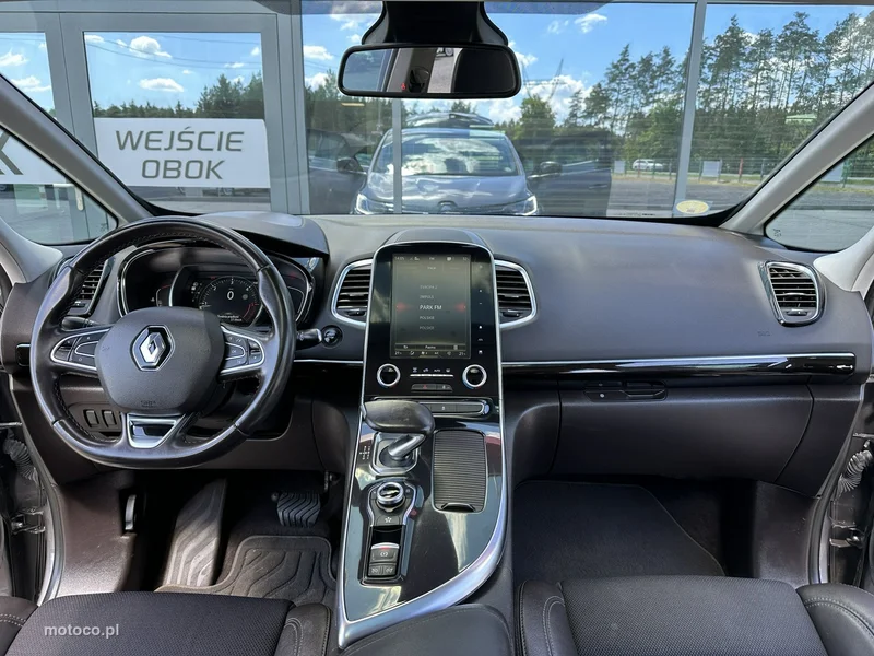 Renault Espace V 9