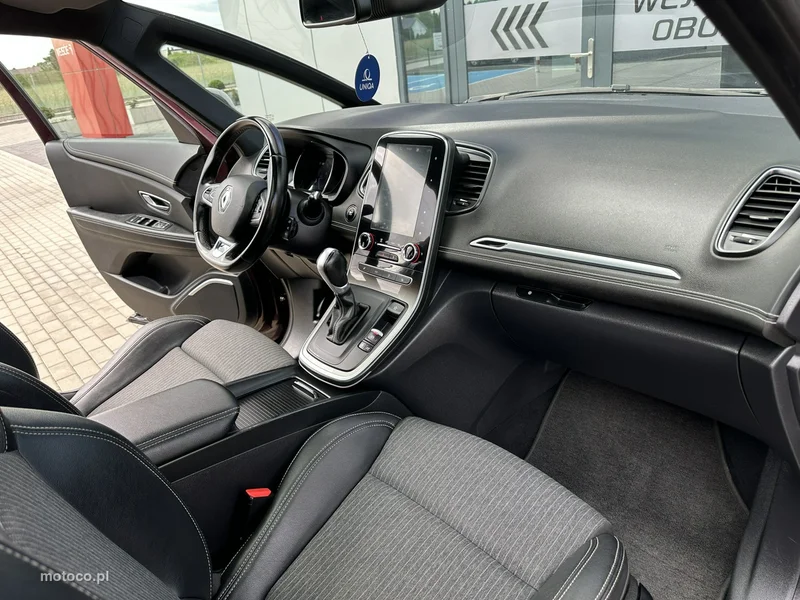 Renault Grand Scenic III 17