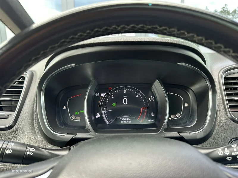 Renault Grand Scenic III 19