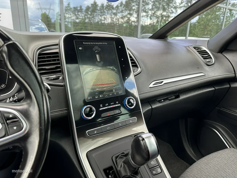 Renault Grand Scenic III 24