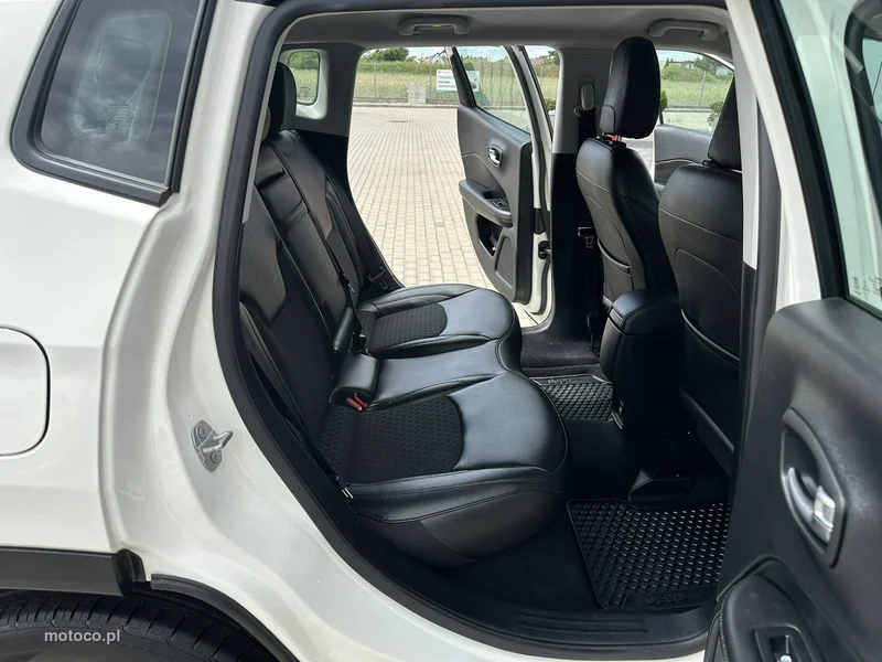 Jeep Compass 14