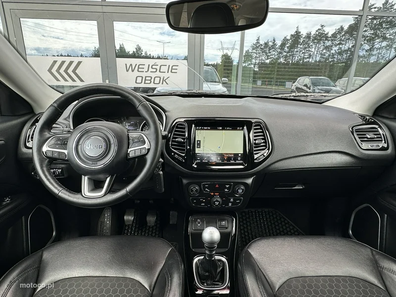 Jeep Compass 8