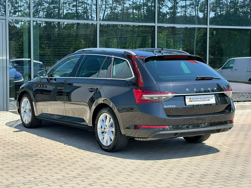 Skoda Superb III 8